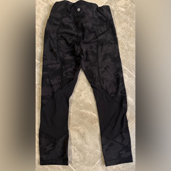 LULULEMON LEGGINGS - Picture 2 of 2